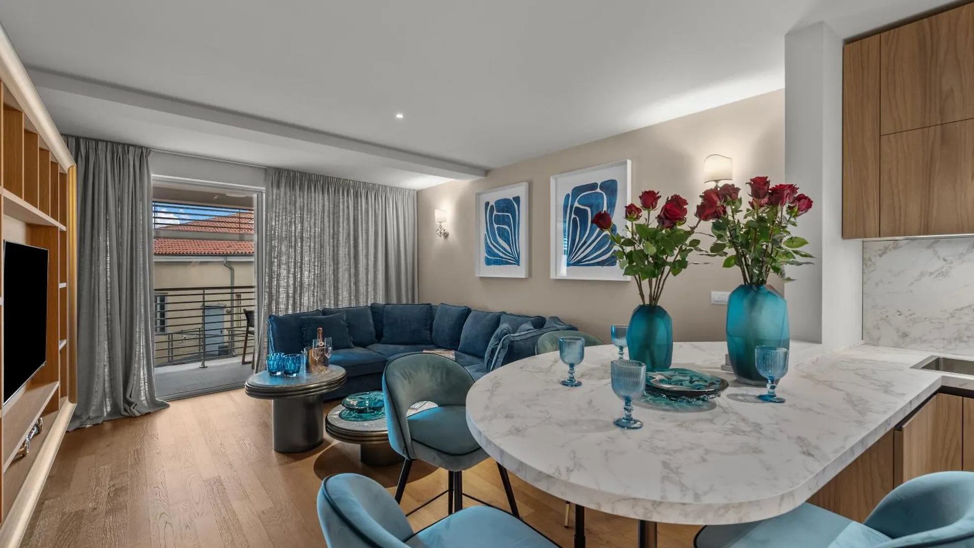 Town House Apartments Пореч