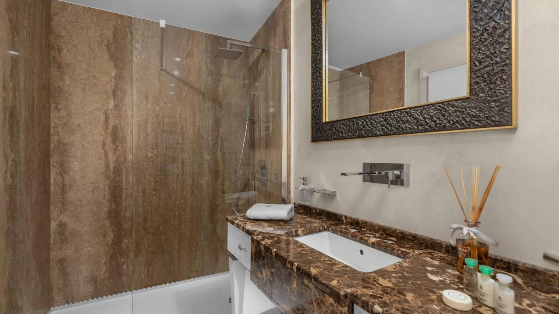 Town House Apartments Пореч Хорватия
