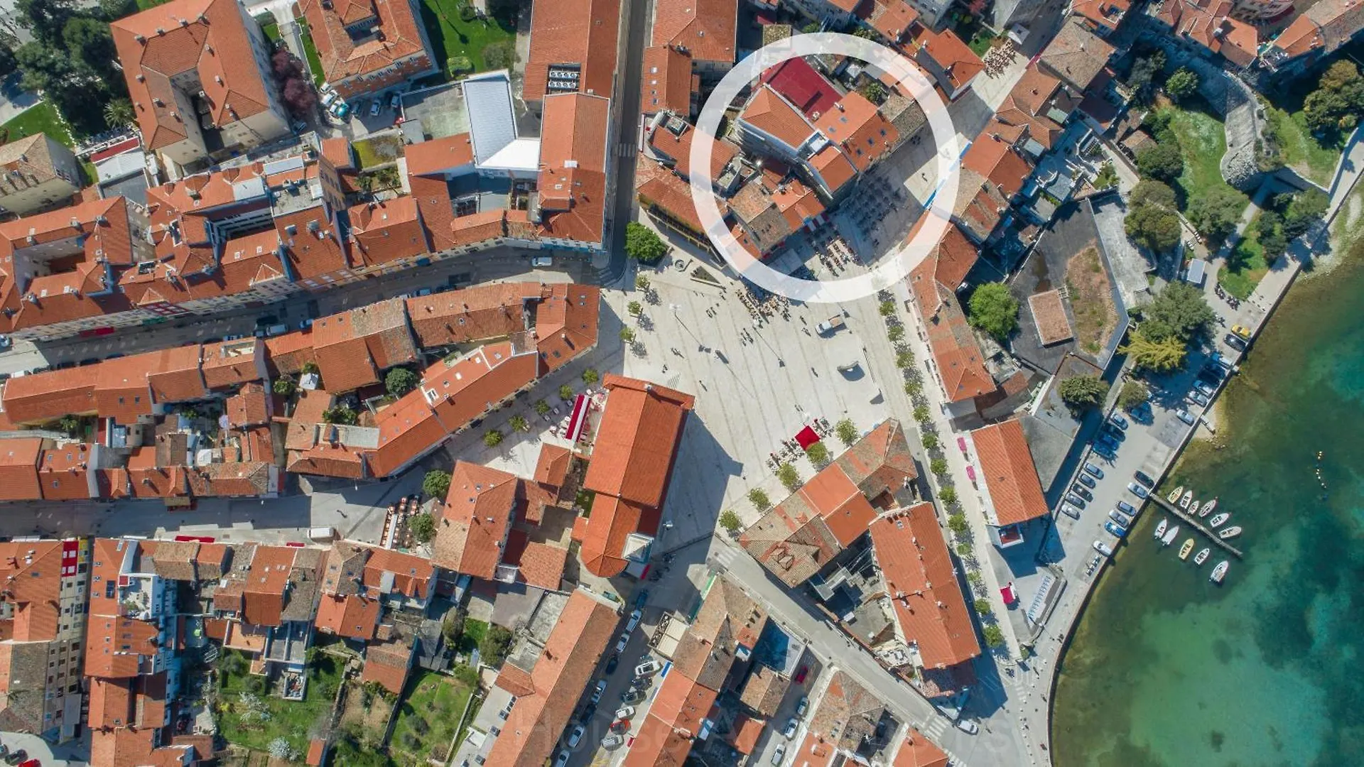 Town House Apartments Пореч 0*,